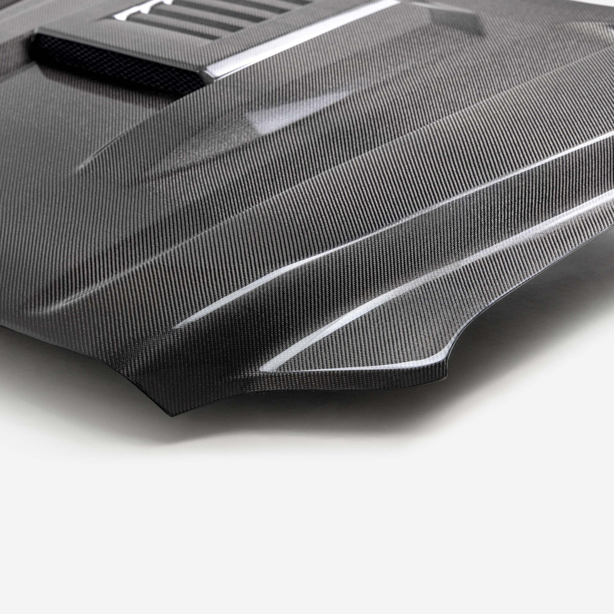 TR-style carbon fiber hood for 2024-2025 Toyota Tacoma and 2025 Toyota 4Runner