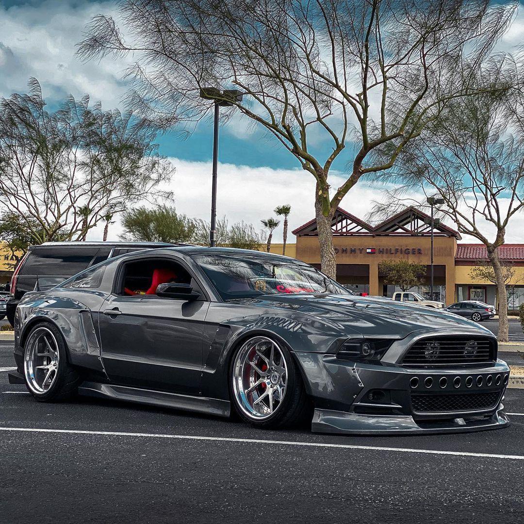 Mustang Widebody Kit | 2013-2014 GT S197 | SHIROKAI