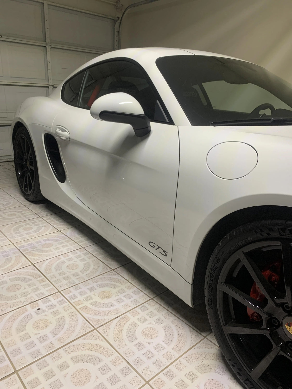 "GTS" Door Vinyl Logo Emblems for Porsche Vehicles (Boxter, Cayman, 911, Macan, Cayenne, Panamera)