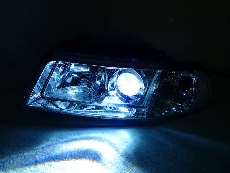 1999-2001 Audi B5 A4 & 00-02 S4 Chrome Projector Euro Am Headlights Set