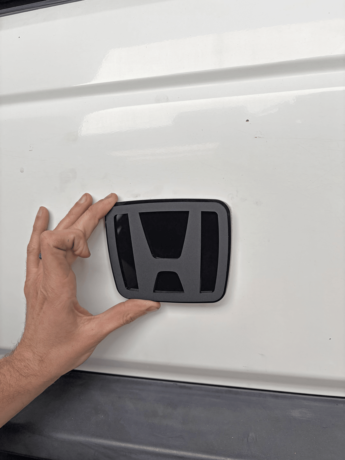 Honda Acty HA(1-4) & HH(1-4) Front "H" Emblem Replacement (1988-1999)