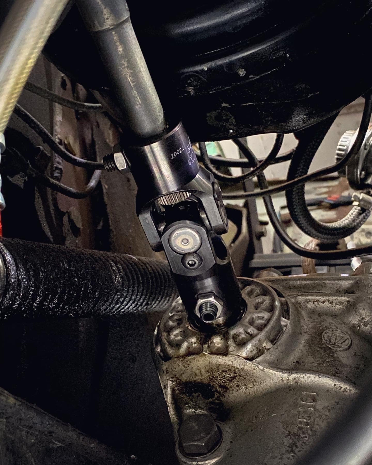 Steering Coupler Replacement U-joint - E10