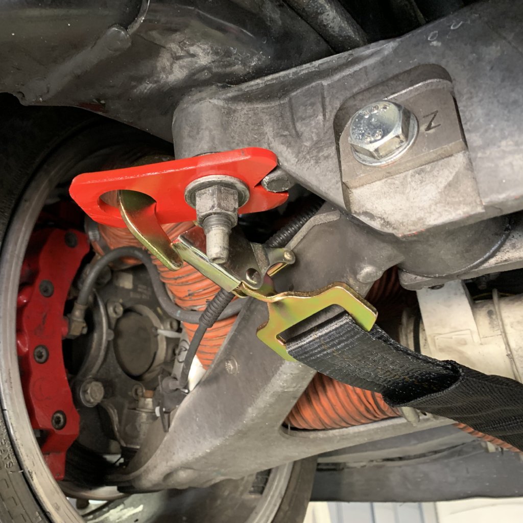 Corvette 05-13 Strap Points