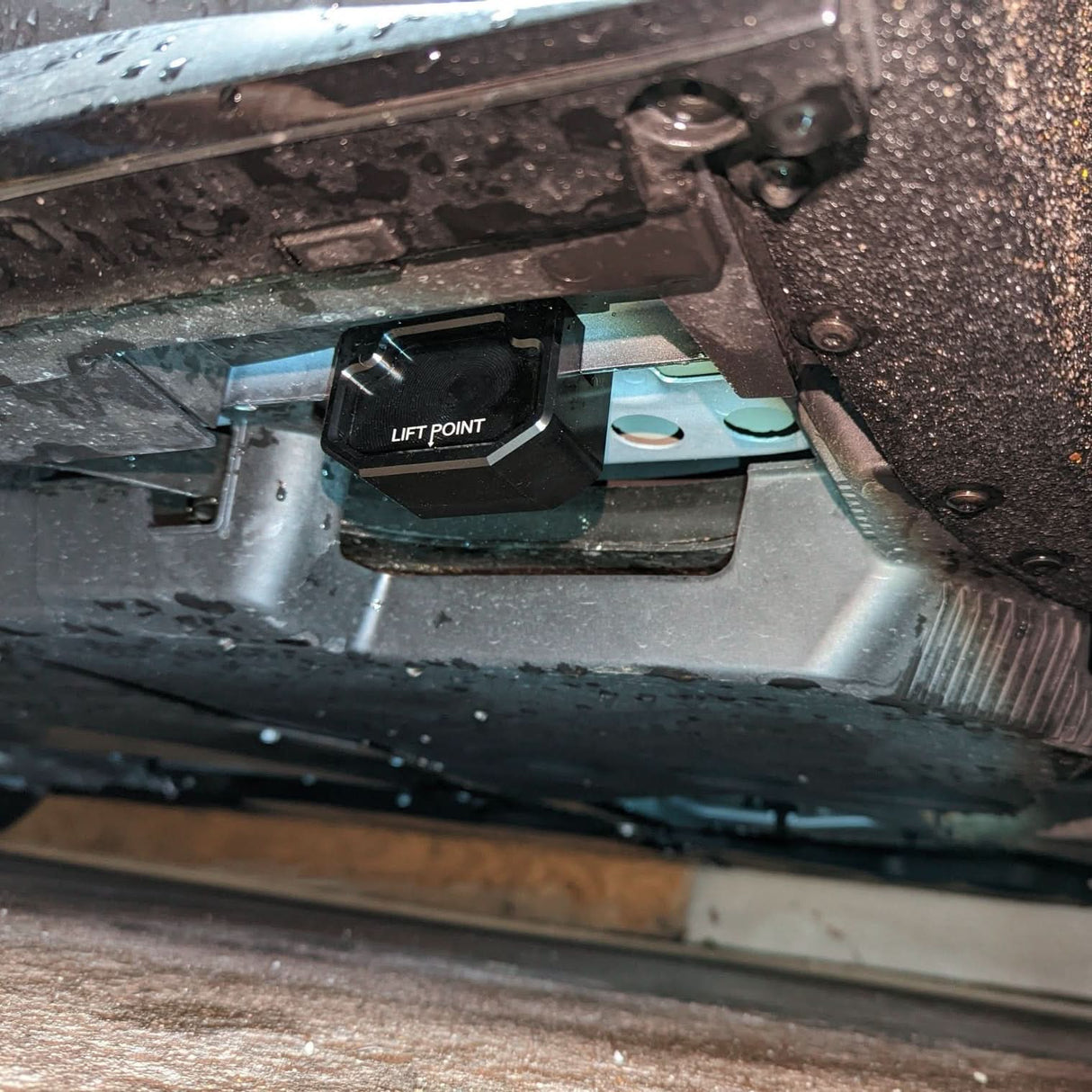 Cadillac 20-24 CT5 & CT5-V Lift Pads