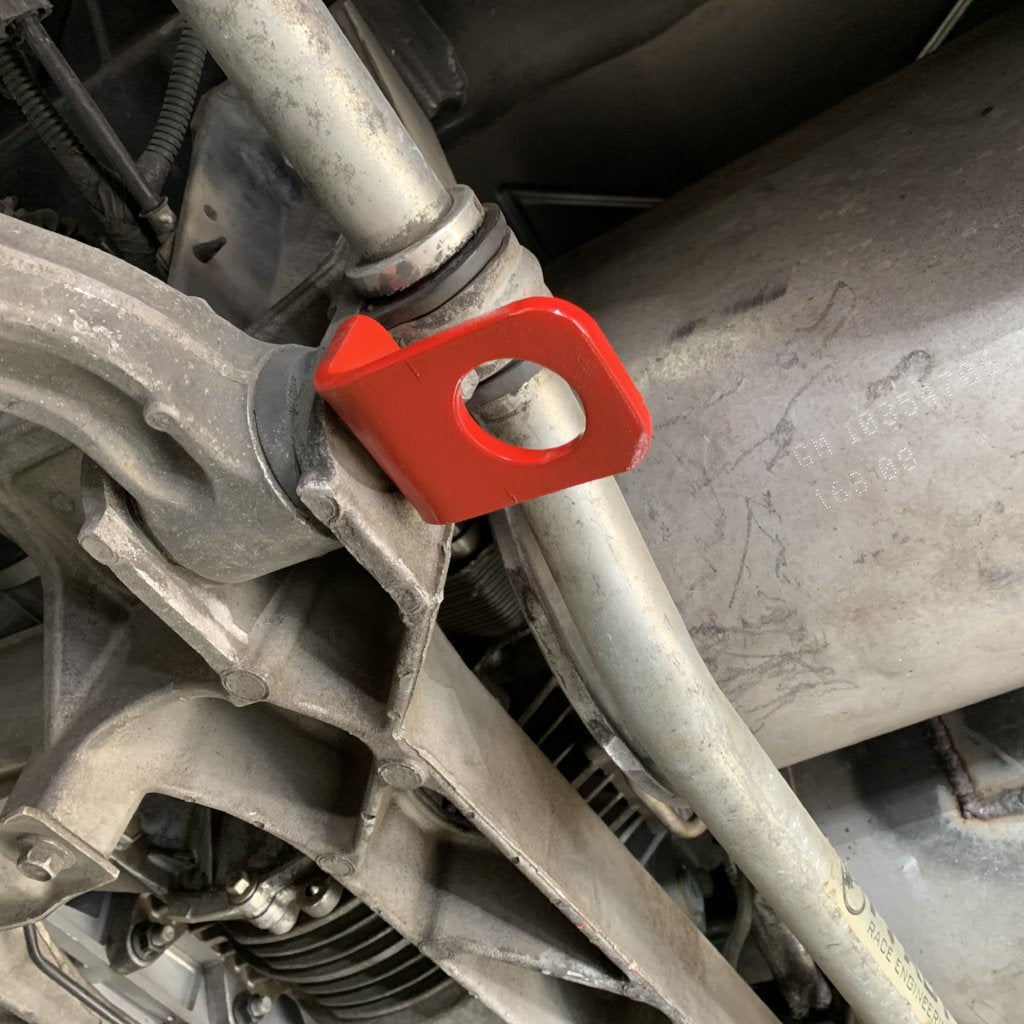 Corvette 05-13 Strap Points