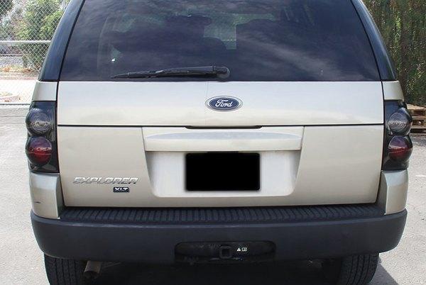 Spec-D Tail Lights Ford Explorer (2002-2005) [Altezza Style] Chrome or Black Housing