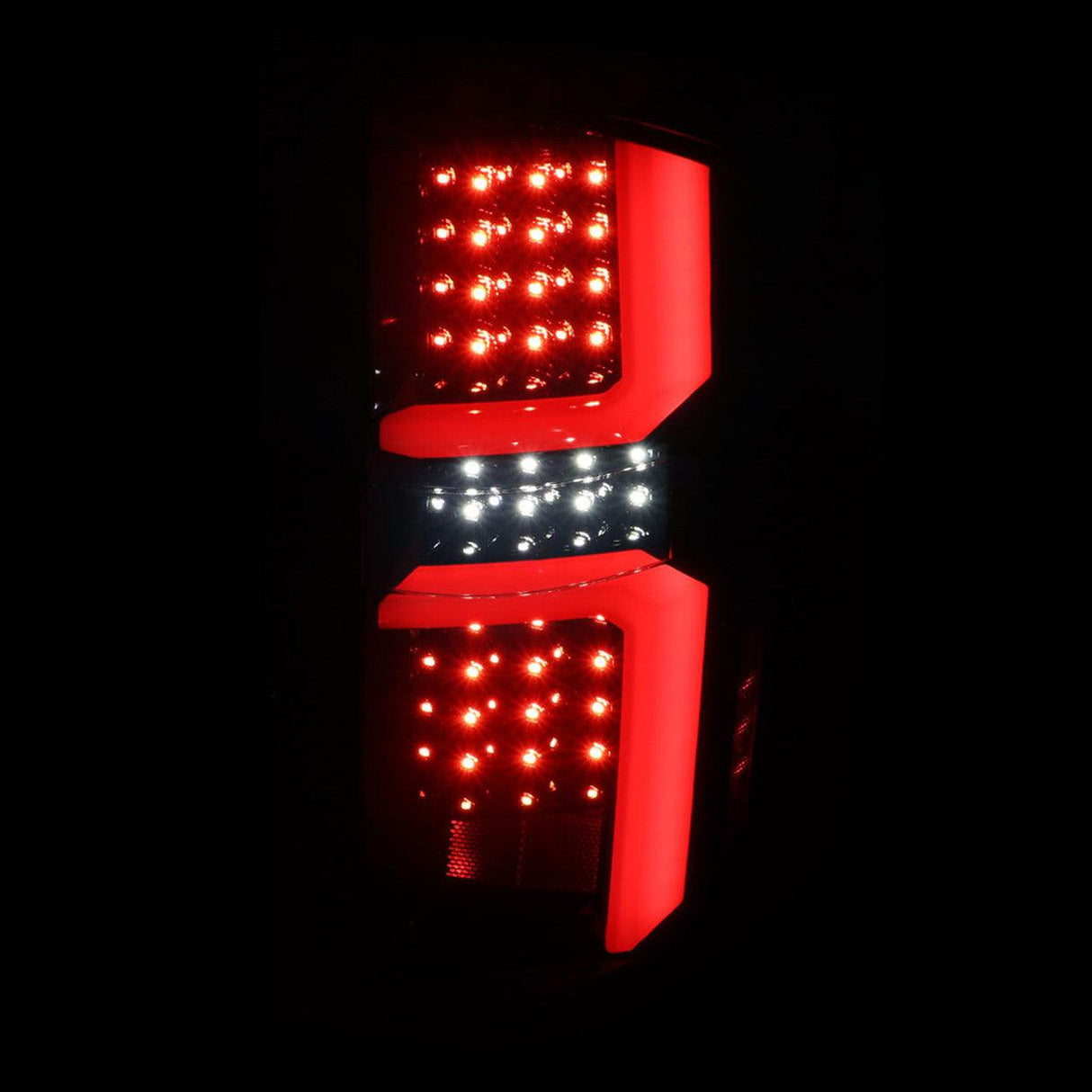Spec-D LED Tail Lights Silverado 1500 (07-13) 2500 3500 (07-14) w/ LED Bar - Black / Clear