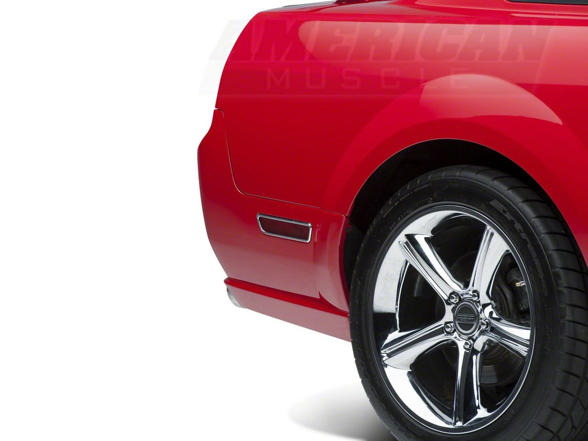 Speedform Quarter Light Trim; Chrome (05-09 Mustang)