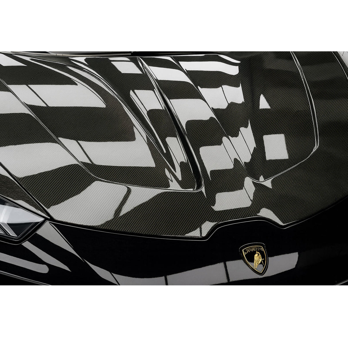 P Style Dry Carbon Fiber Front Bonnet Hood for Lamborghini Huracan LP580 LP610 EVO