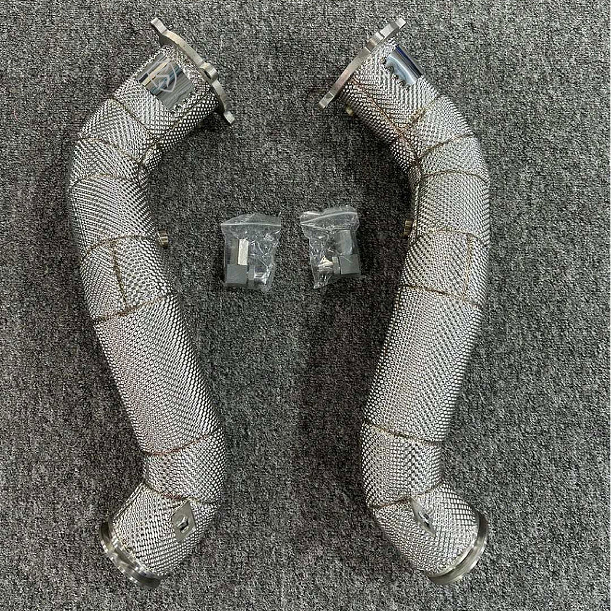 Catless Hi Flow Heat Shield Downpipes For McLaren 720s 4.0T