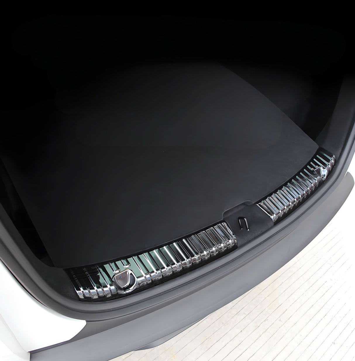 Trunk Sill Protector for Model Y Juniper