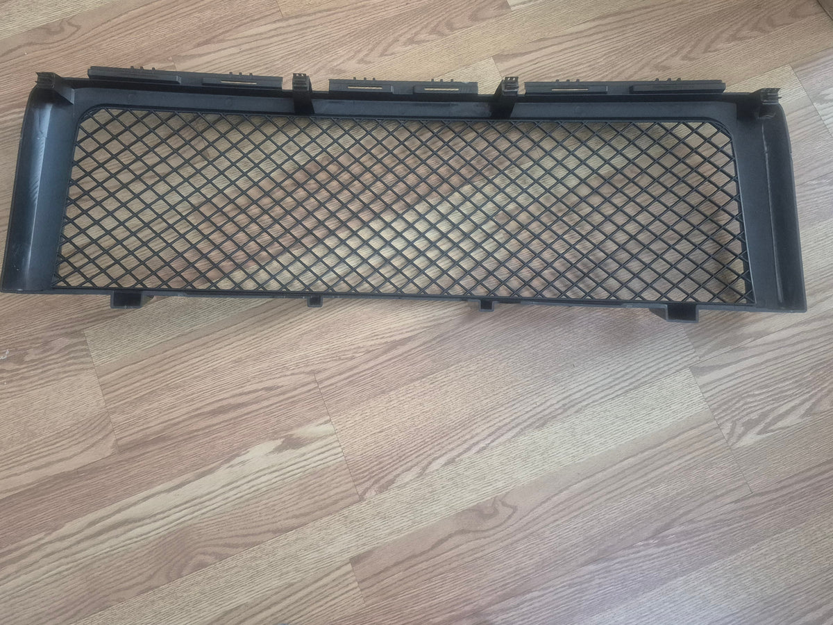 Spec-D Grill GMC Sierra 1500 (2007-2013) Mesh Gloss Black *GARAGE SALE*