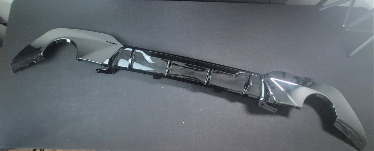 2019-2022 BMW G20 3-Serie 330i Gloss Black Rear Bumper Lip Diffuser PP *GARAGE SALE*