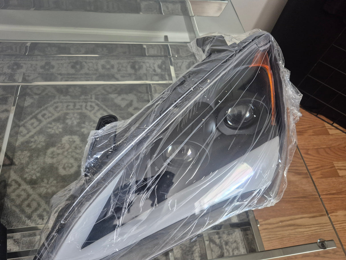 Hyundai Genesis Coupe with Projector and Sequential Turn Signal - Black Headlights (2010-2012) *GARAGE SALE*