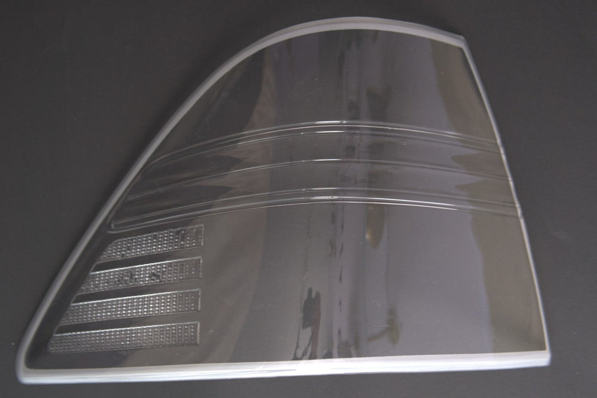 2004 - 2006 LEXUS LS430 UCF31 ALL CLEAR TAILLIGHT LENSES