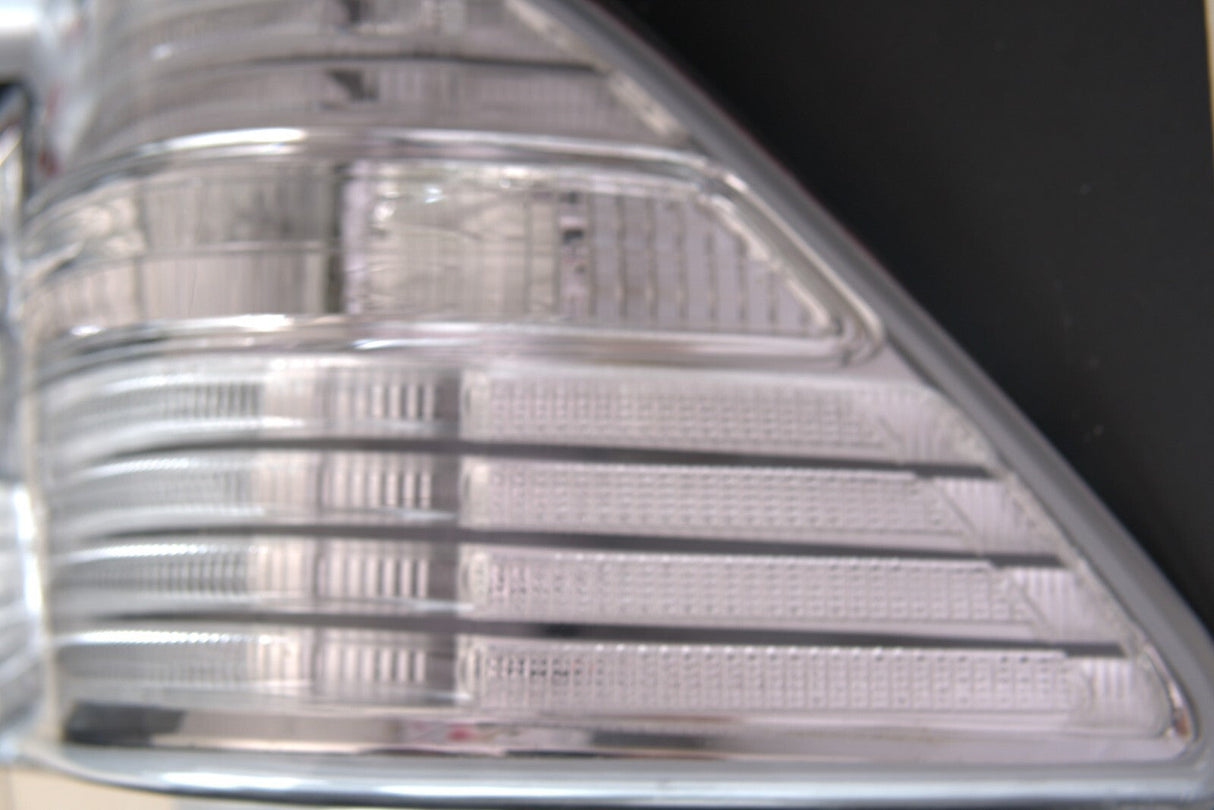 2004 - 2006 LEXUS LS430 UCF31 ALL CLEAR TAILLIGHT LENSES