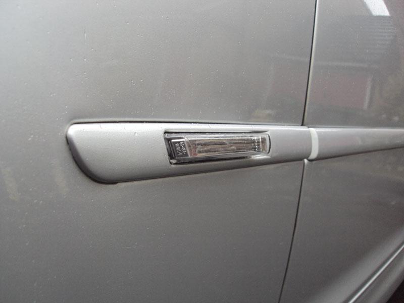 1995-2001 BMW E38 7 Series & 01-06 E46 M3 Crystal White LED Smoke Side Marker
