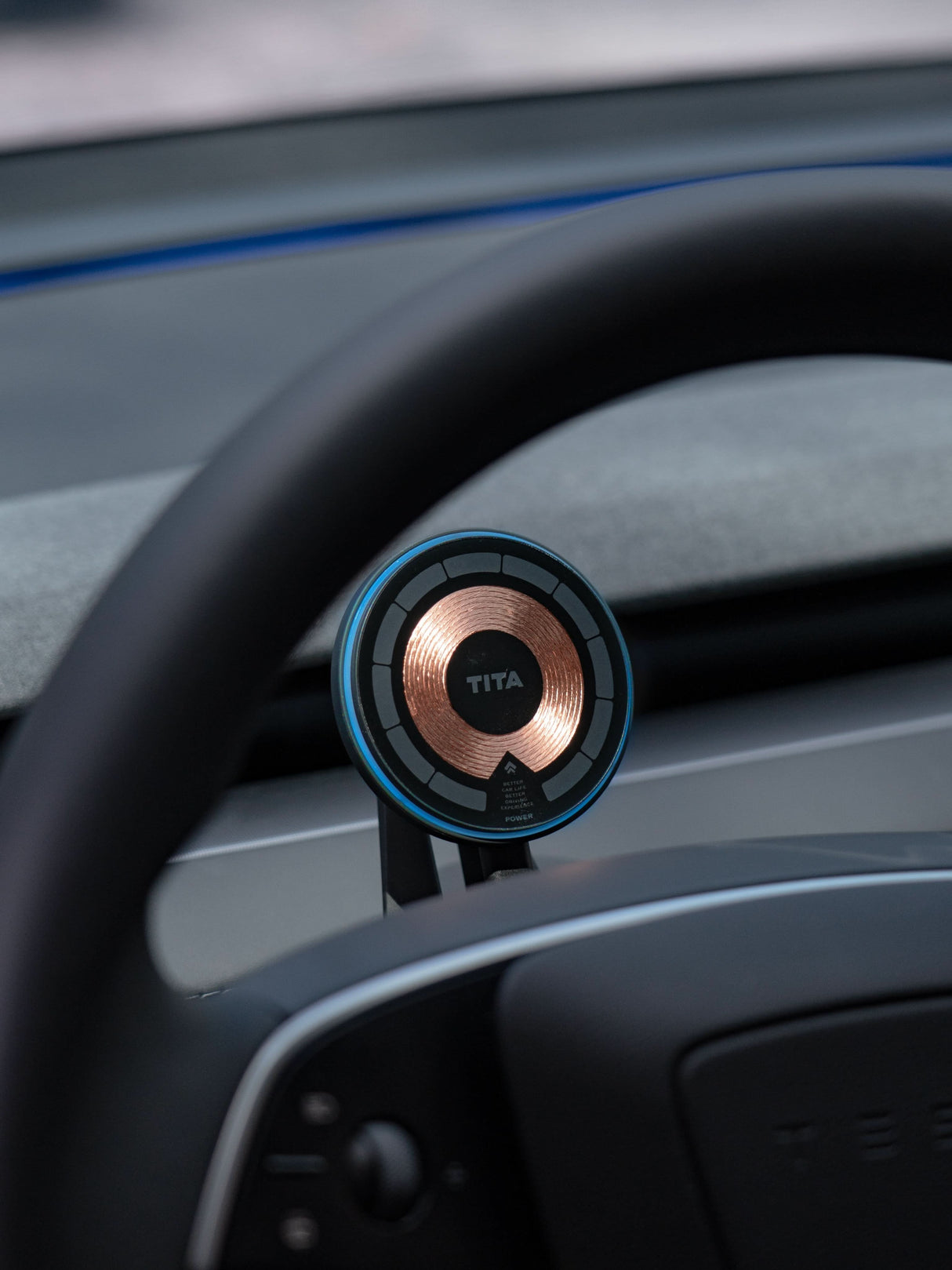 TITA - Magnetic Dashboard Display Pro for Model 3 Highland & Model Y