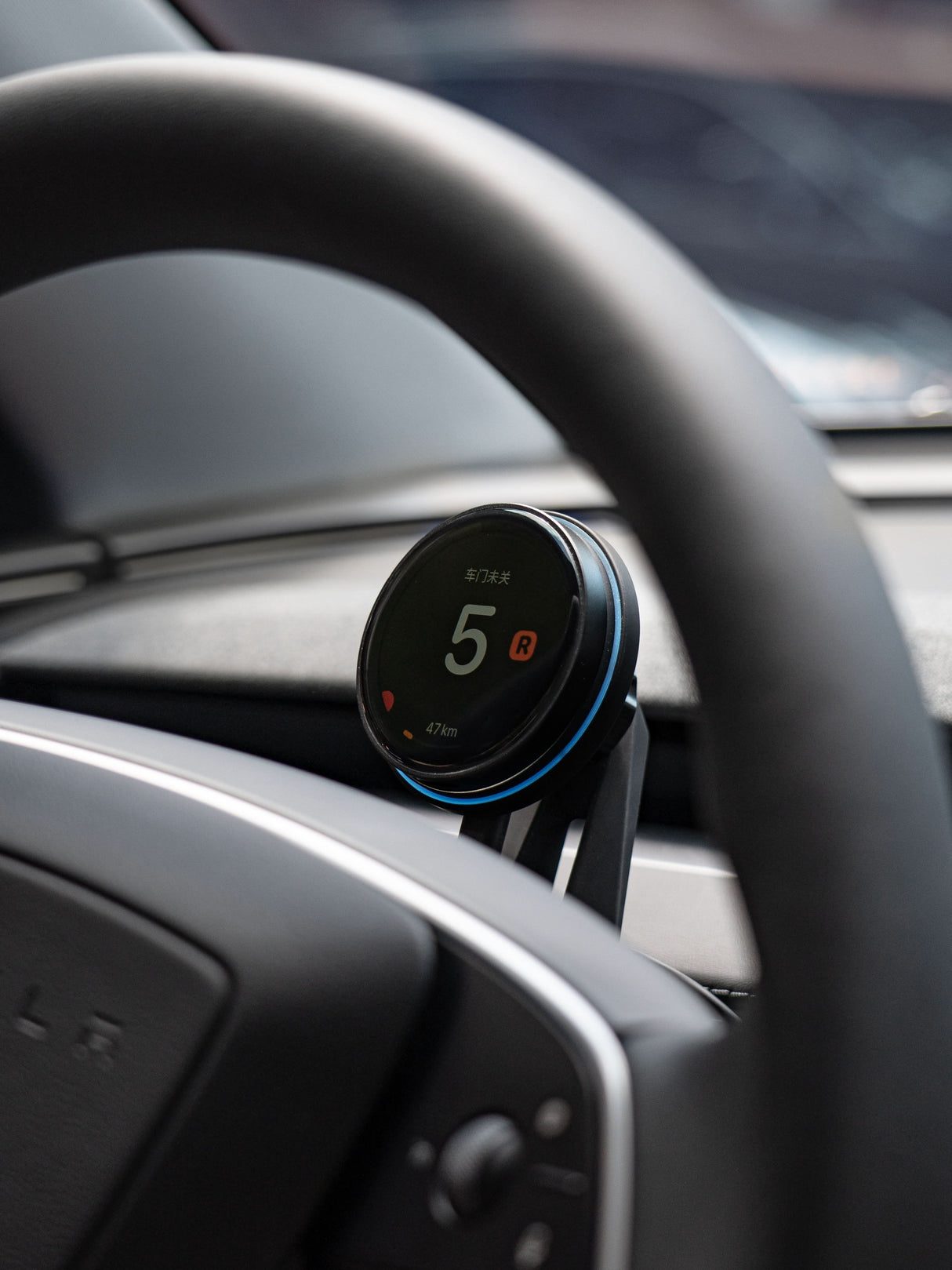 TITA - Magnetic Dashboard Display Pro for Model 3 Highland & Model Y