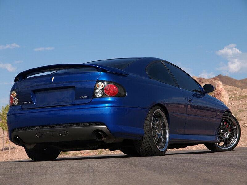 2004-2006 Pontiac GTO Monaro Style Black Tail Lights