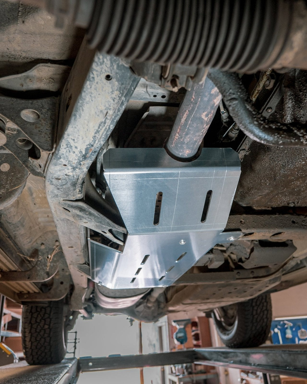 Toyota 4Runner (1996-2002) 3.4L V6 (select drivetrain/engine size) Catalytic Converter Guard