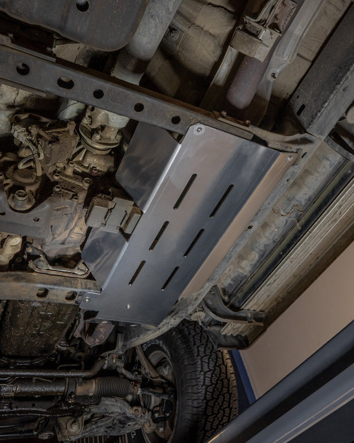 Toyota 4Runner (1996-2002) 3.4L V6 (select drivetrain/engine size) Catalytic Converter Guard