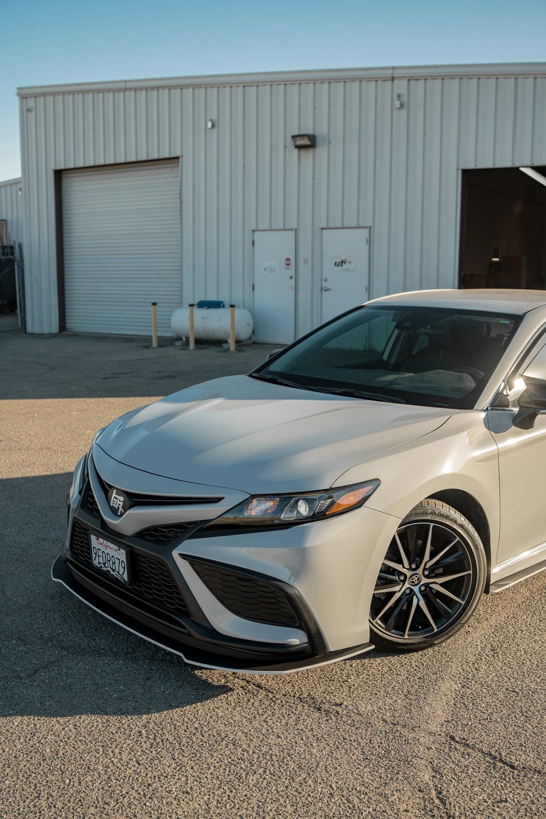 Toyota Camry (2018-2024) SE / XSE Chassis Mount Front Splitter