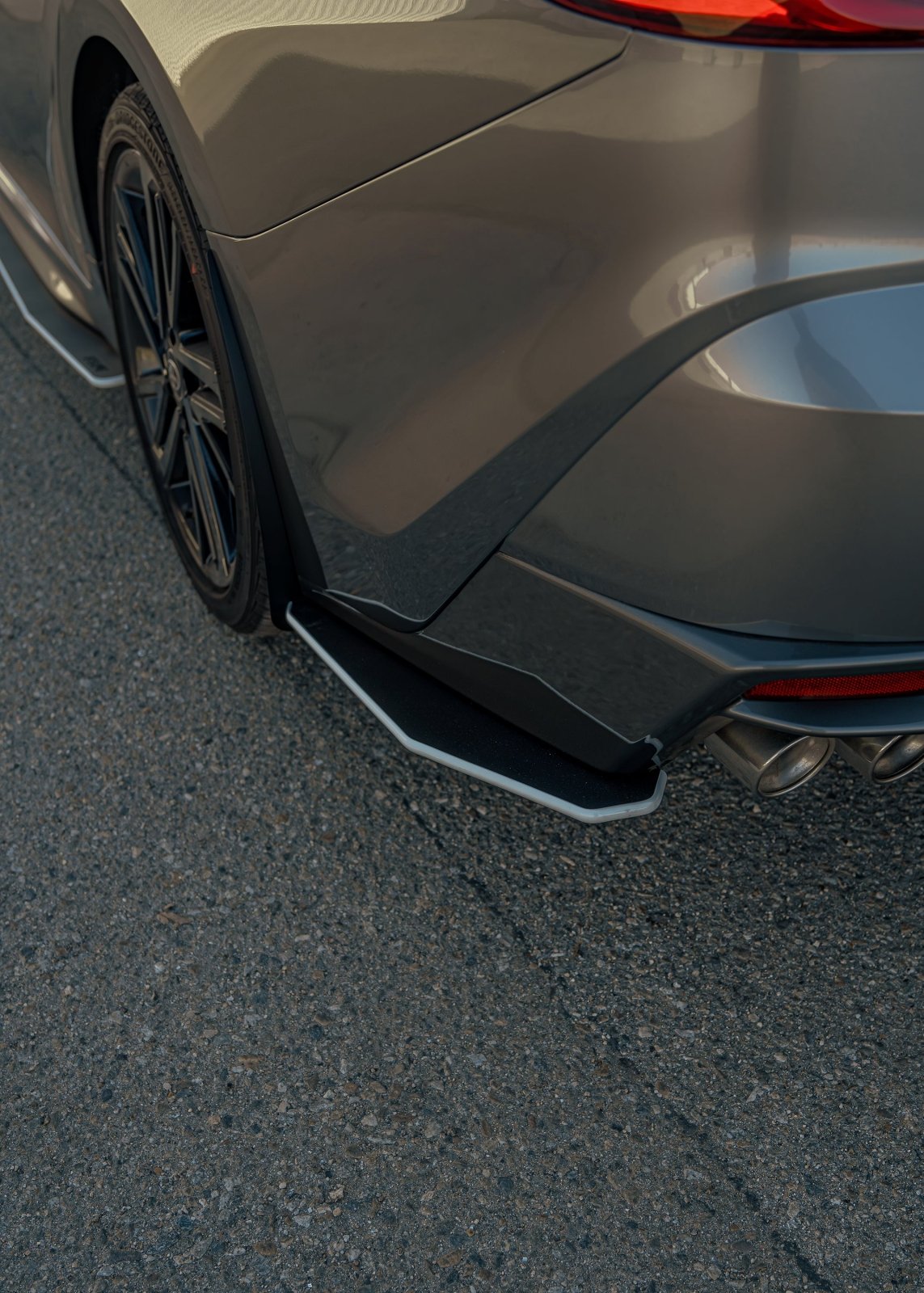 Toyota Camry (2025+) SE / XSE Rear Diffuser + Outer Spats