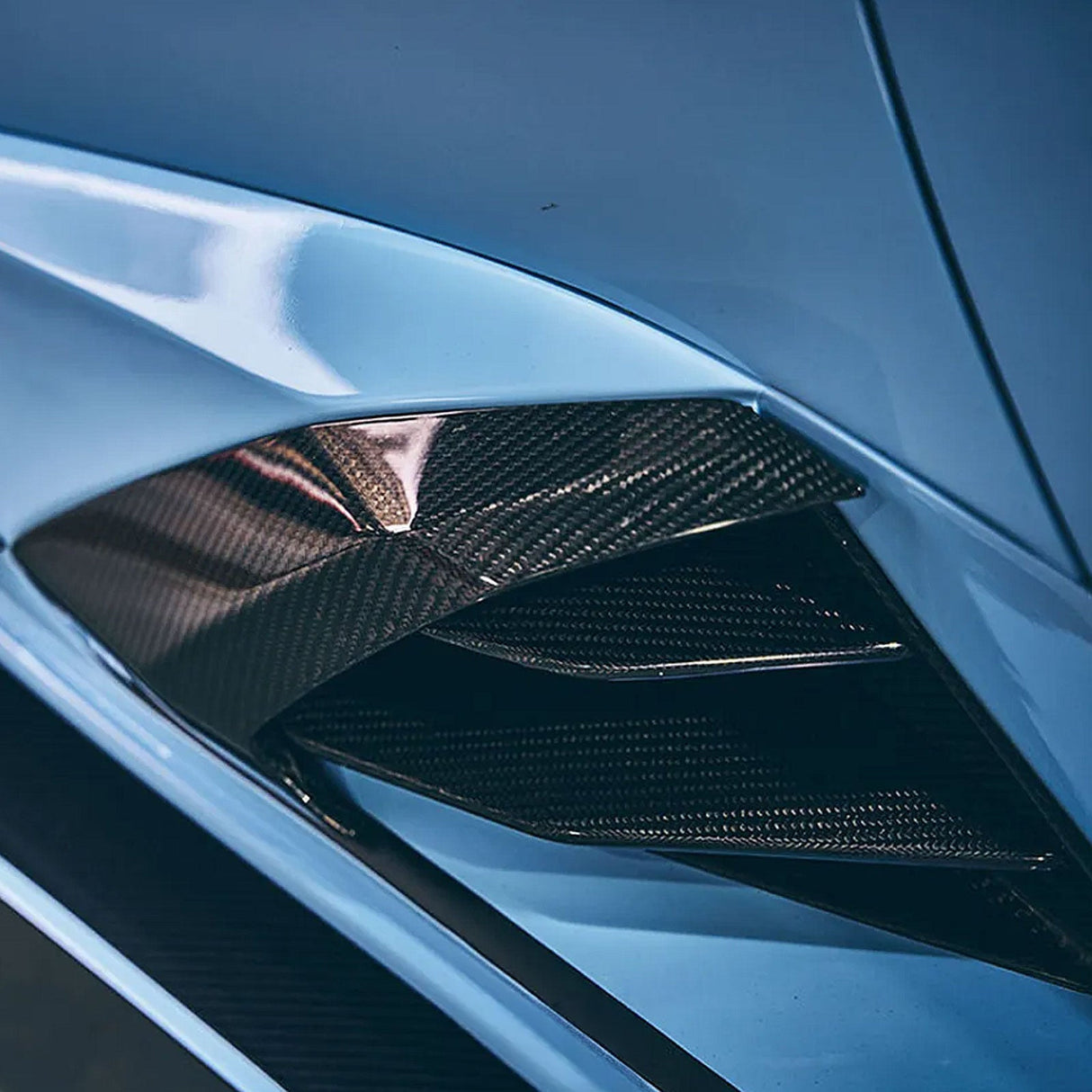 Dry Carbon Fiber Side Skirt Trim for Lamborghini Huracan EVO Tecnica