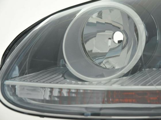 VW Golf Mk5 OEM Style Headlight Set (03-10) - K2 Industries